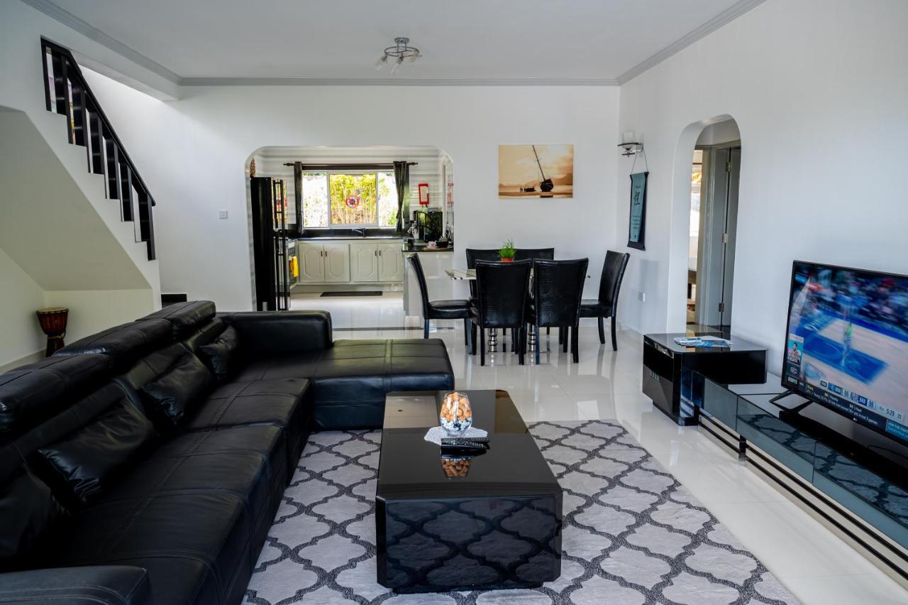 Tranquility Villas เบเซนต์แอนน์ ภายนอก รูปภาพ