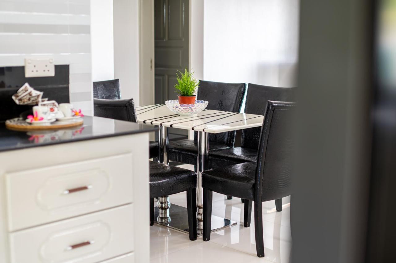 Tranquility Villas เบเซนต์แอนน์ ภายนอก รูปภาพ