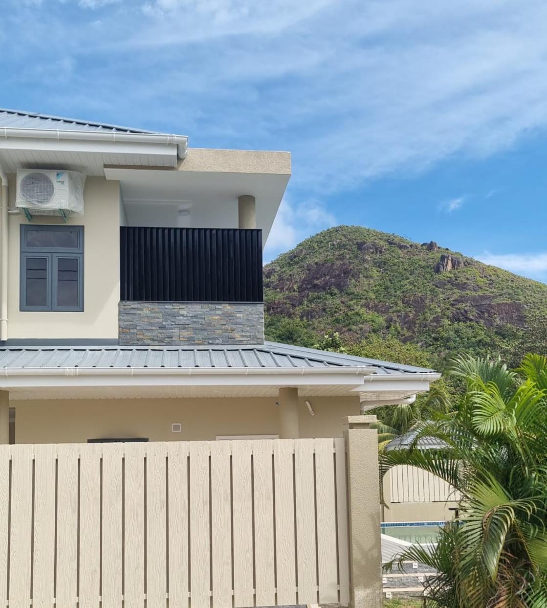 Tranquility Villas เบเซนต์แอนน์ ภายนอก รูปภาพ